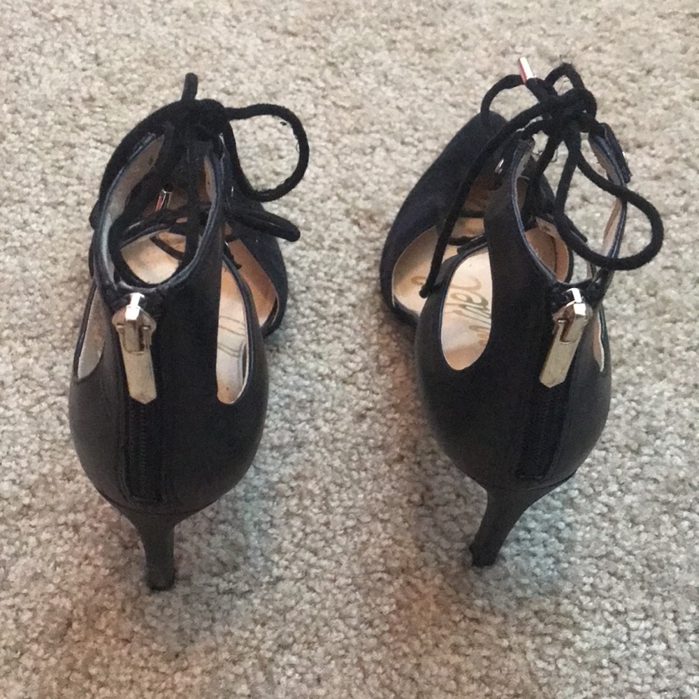 Sam Edelman crisscross tie up pointed toe zip back size 8 1/2 black heels - Picture 5 of 9